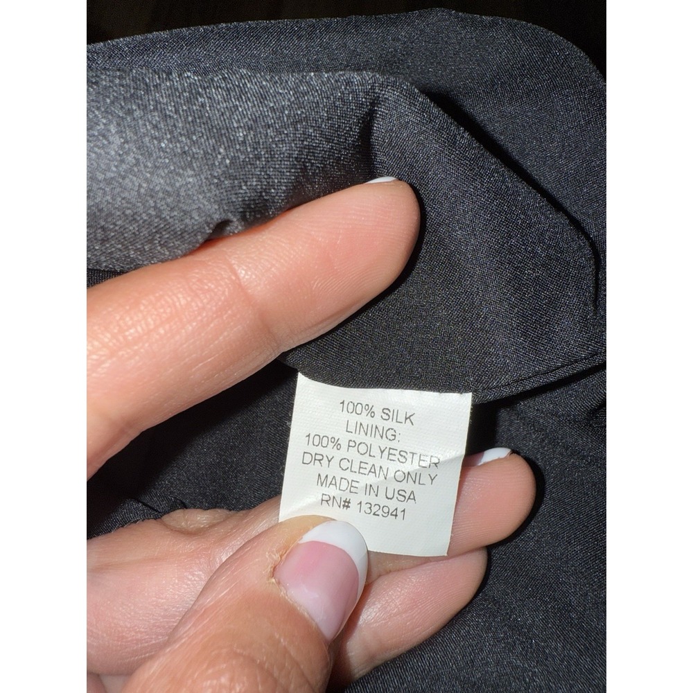 Amanda Uprichard Medium Brooklyn Black 100% Silk Shorts $152 Hem Out - Picture 7 of 8